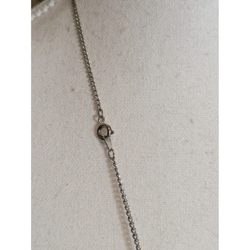 Vintage Wirework Flower Pendant Necklace In Silver Tone 1970's Rhinestones 22